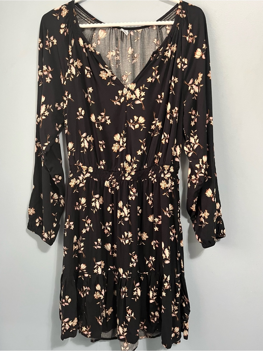 Old Navy Black & Cream Floral Long-Sleeve Midi A-Line Ruffle Hem Dress Size M